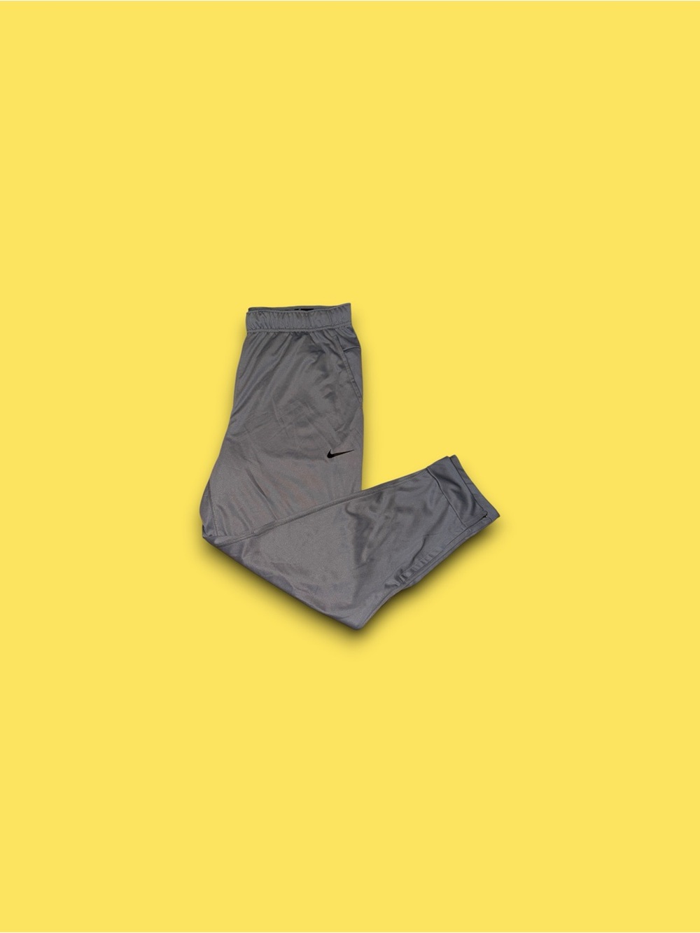 Nike Totality Mens Size Large Dri-FIT Tapered Versatile Pants Grey FB7509-084